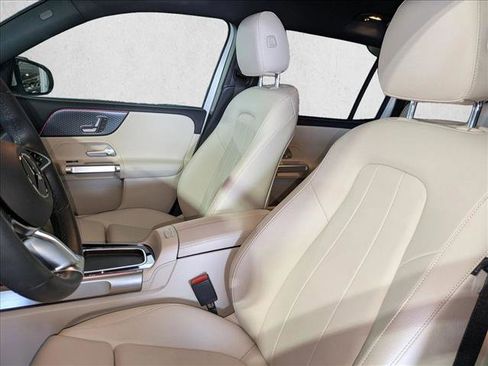 Certified 2024 Mercedes-Benz EQB 250+ image 17