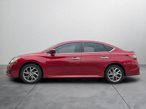 Used 2013 Nissan Sentra SR FWD image 2