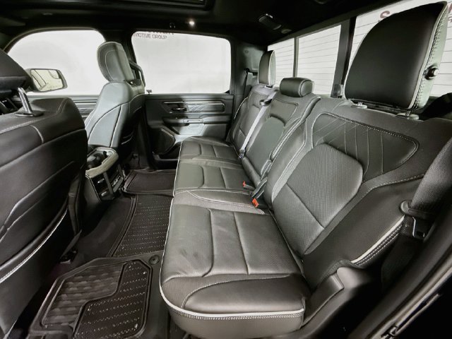 Used 2025 RAM 1500 Limited AWD/4WD image 25