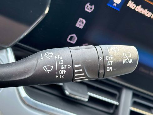 Used 2024 Chevrolet Trax LT w/ Driver Confidence Package image 19