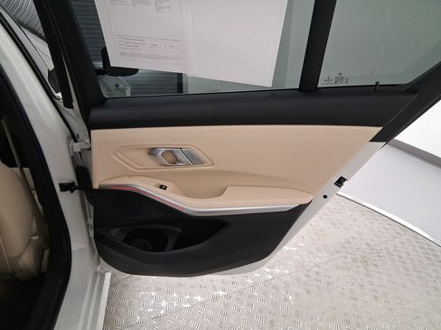 Used 2021 BMW 330i Sedan w/ Convenience Package image 30