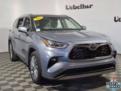 Certified 2022 Toyota Highlander Platinum
