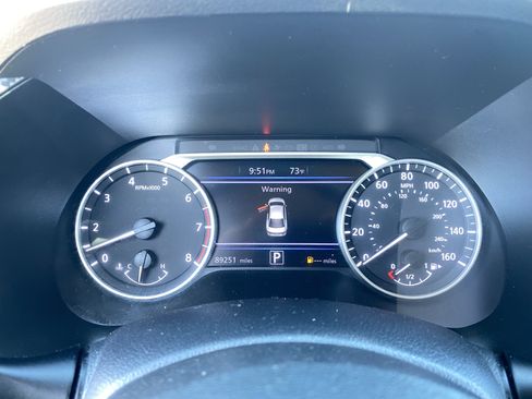Used 2021 Nissan Sentra SV FWD image 28