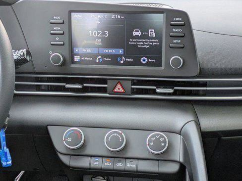 New 2026 Hyundai Elantra SE FWD image 13