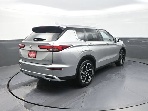 Used 2024 Mitsubishi Outlander SE AWD/4WD image 8