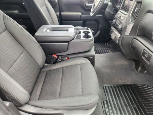 Used 2022 Chevrolet Silverado 1500 Custom image 10
