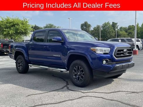 Used 2023 Toyota Tacoma SR5 w/ Technology Package AWD/4WD image 7