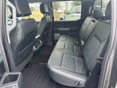 Used 2022 Ford F150 Lariat image 9