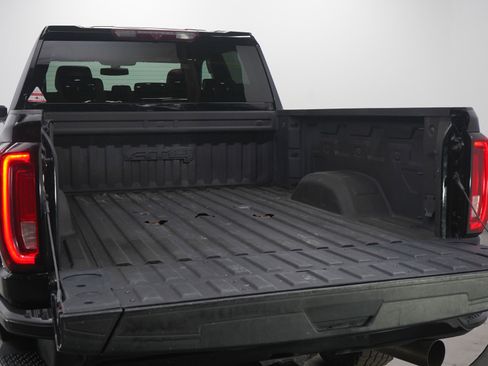 Used 2023 GMC Sierra 2500 AT4 w/ Gooseneck/5TH Wheel Package image 11