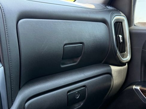 Used 2021 GMC Sierra 1500 Elevation RWD image 9