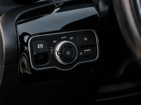 Used 2019 Mercedes-Benz A 220 4MATIC image 29