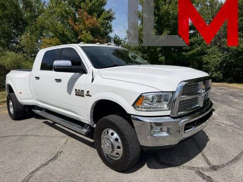 Used 2018 RAM 3500 Laramie w/ Convenience Group AWD/4WD image 1