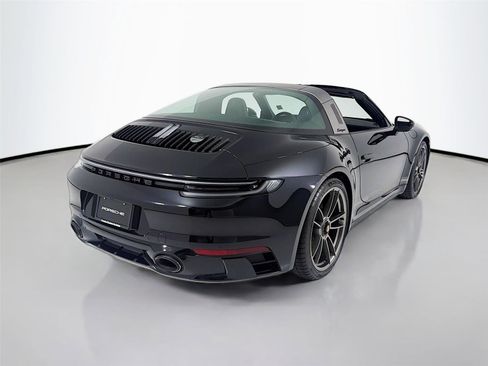 Certified 2023 Porsche 911 50th Anniversary Edition image 32