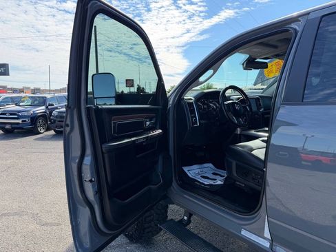 Used 2017 RAM 3500 Laramie w/ Snow Chief Group AWD/4WD image 11