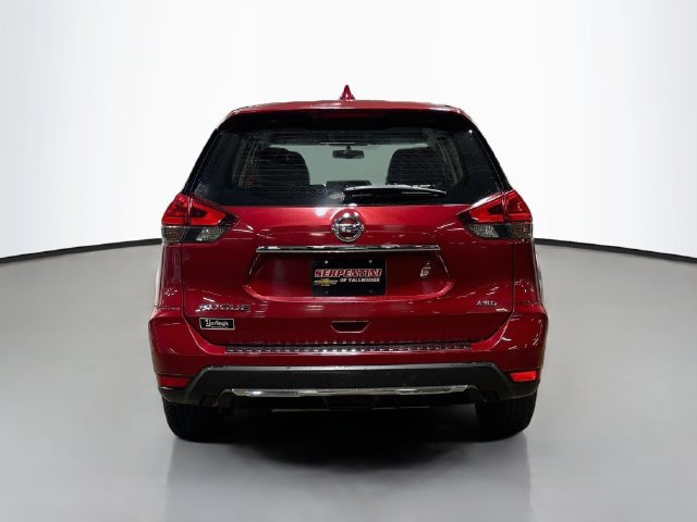 Used 2017 Nissan Rogue S AWD/4WD image 8