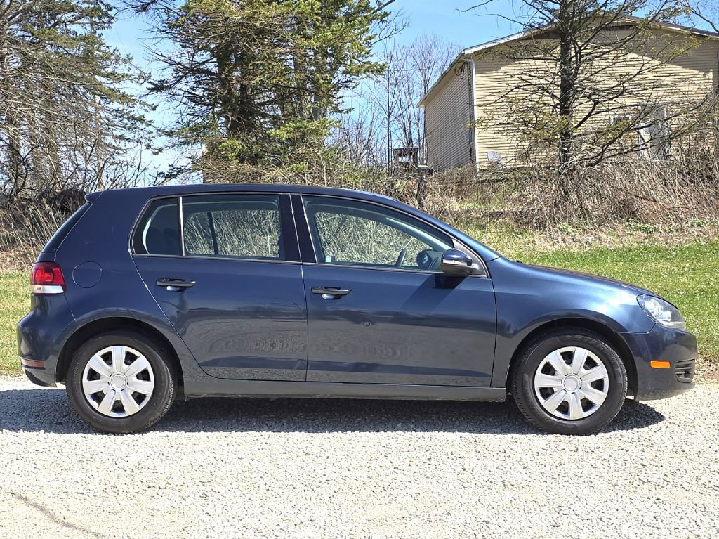 Used 2013 Volkswagen Golf 4-Door FWD image 8