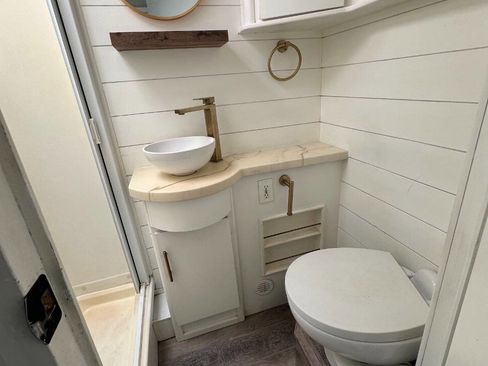 Used 2008 Dodge Sprinter 3500 image 18