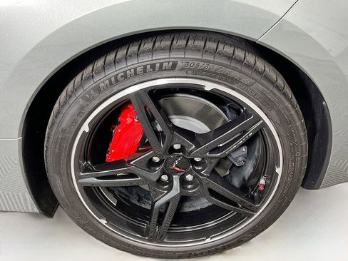Certified 2022 Chevrolet Corvette Stingray Preferred Cpe RWD image 32