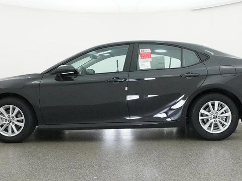 New 2026 Toyota Camry LE image 12