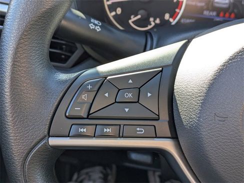 Used 2023 Nissan Altima 2.5 SV image 23