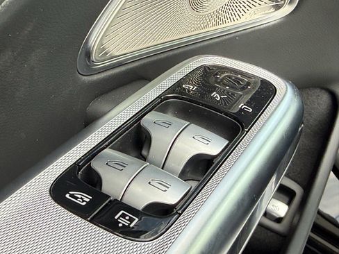 New 2026 Mercedes-Benz E 53 AMG e 4MATIC Sedan image 16