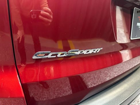 Used 2019 Ford EcoSport SE w/ SE Convenience Package image 24