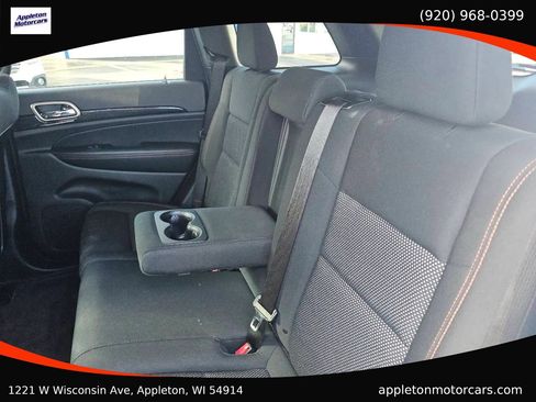 Used 2016 Jeep Grand Cherokee Laredo 75th Anniversary image 35