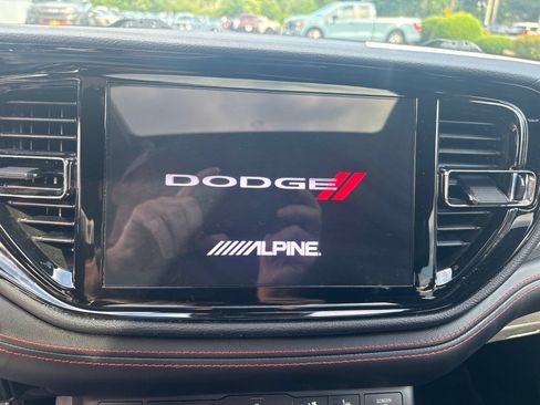 Used 2023 Dodge Durango R/T w/ Tow 'N Go Package AWD/4WD image 24