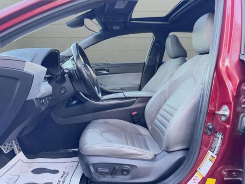 Used 2019 Toyota Avalon Touring w/ Advanced Safety Package image 15