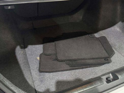 Used 2019 Honda Accord EX image 34