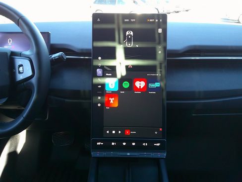 Used 2023 Fisker Ocean One image 31