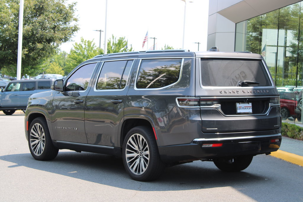 Used 2022 Jeep Grand Wagoneer Series III w/ Rear Seat Video Group 1 AWD/4WD image 5