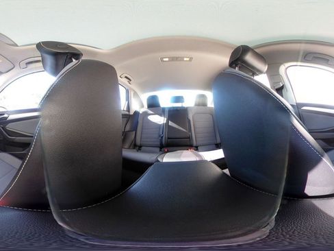 Used 2025 Volkswagen Jetta SE image 42