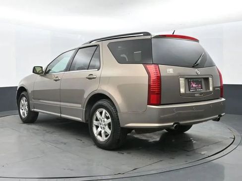 Used 2007 Cadillac SRX w/ Premium Seating Package image 9