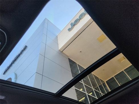 New 2026 Jeep Cherokee Overland image 20