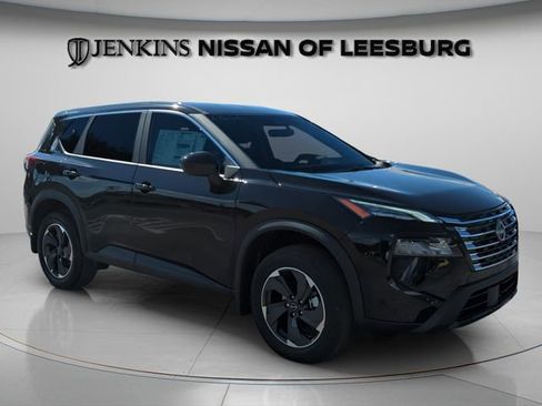 New 2026 Nissan Rogue SV image 2