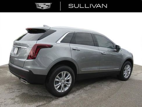 New 2025 Cadillac XT5 Luxury image 6