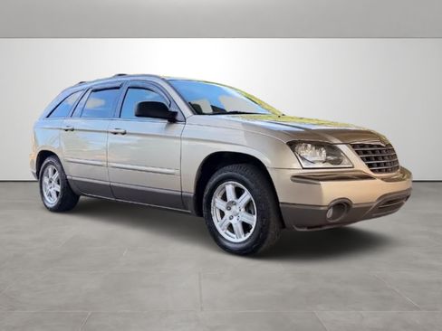 Used 2006 Chrysler Pacifica Touring AWD/4WD image 1