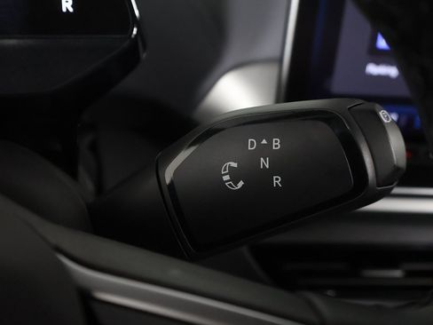 Used 2024 Volkswagen ID.4 Pro S image 40