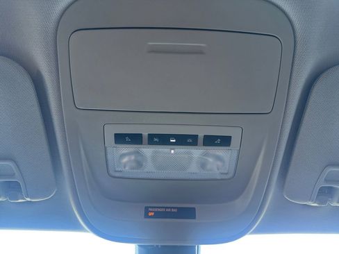 Used 2016 GMC Canyon SLT w/ Driver Alert Package image 26