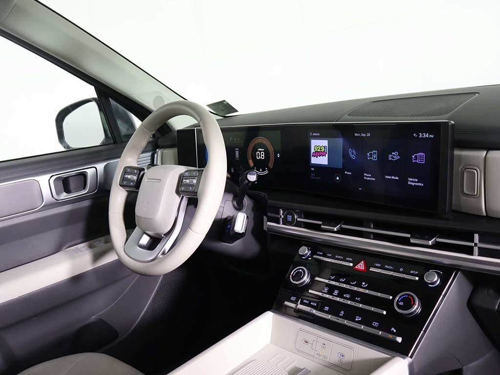 Certified 2024 Hyundai Santa Fe SE AWD/4WD image 33