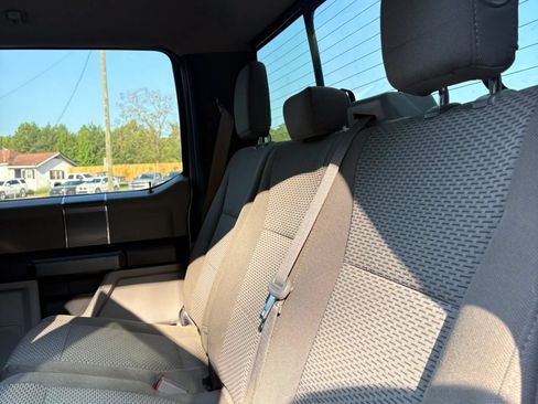 Used 2018 Ford F250 XLT w/ XLT Premium Package AWD/4WD image 30
