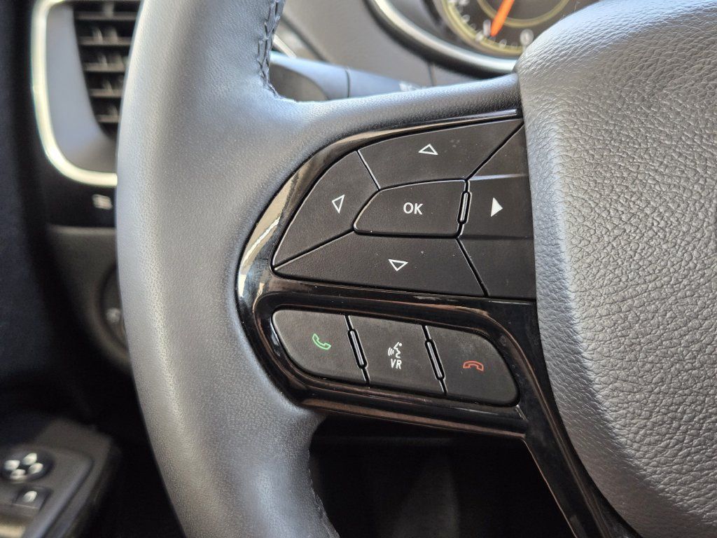 Used 2023 Jeep Cherokee Altitude Lux AWD/4WD image 28
