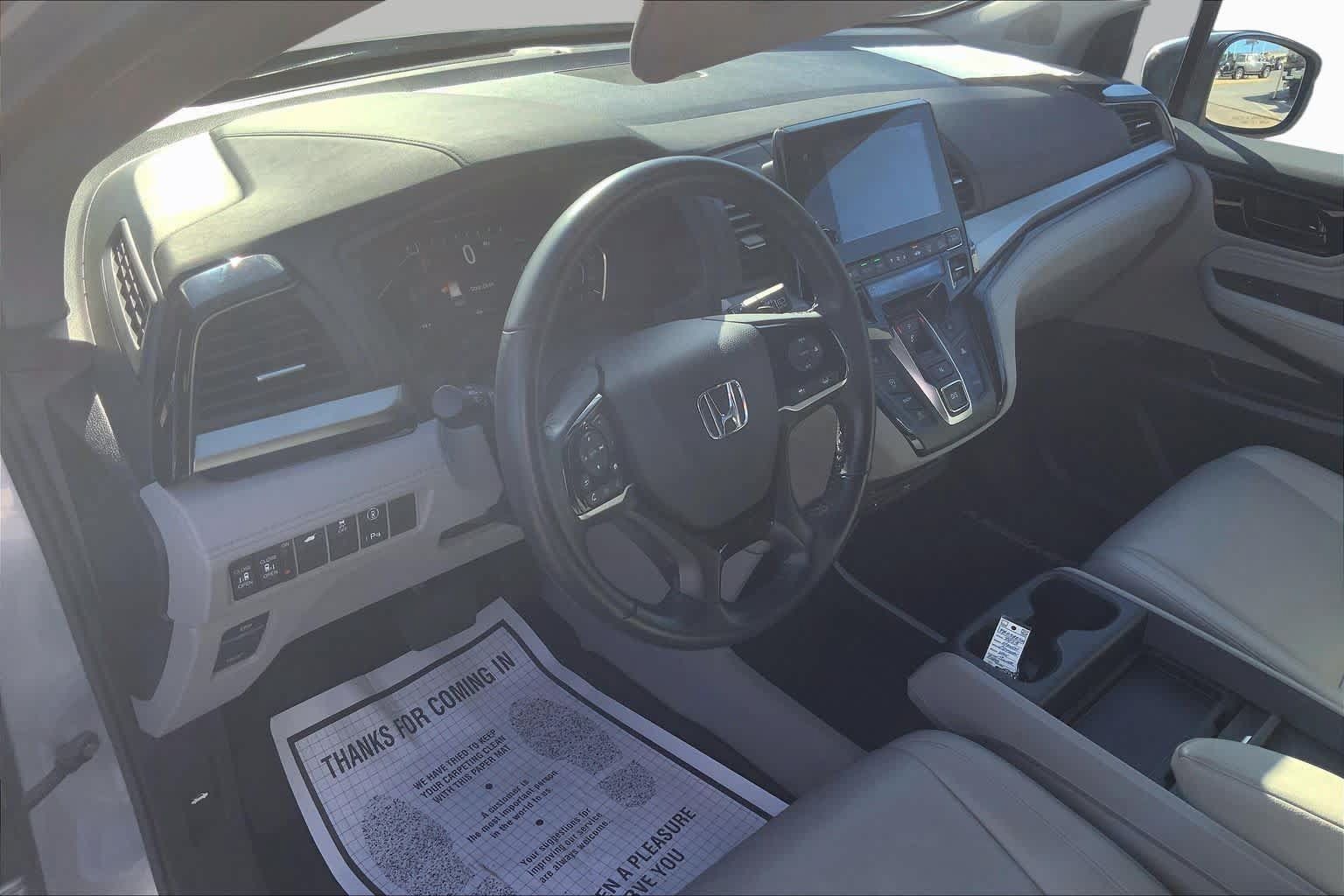 Used 2023 Honda Odyssey Touring image 18