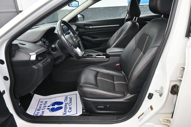 Used 2024 Nissan Altima 2.5 SR FWD image 11