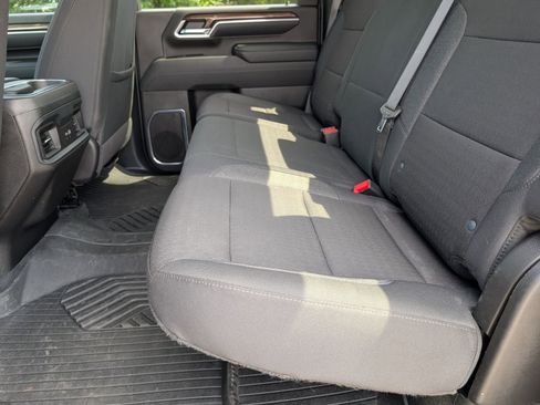 Used 2025 Chevrolet Silverado 2500 LT AWD/4WD image 16