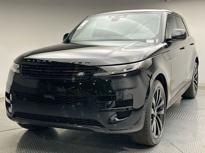 New 2025 Land Rover Range Rover Sport SE