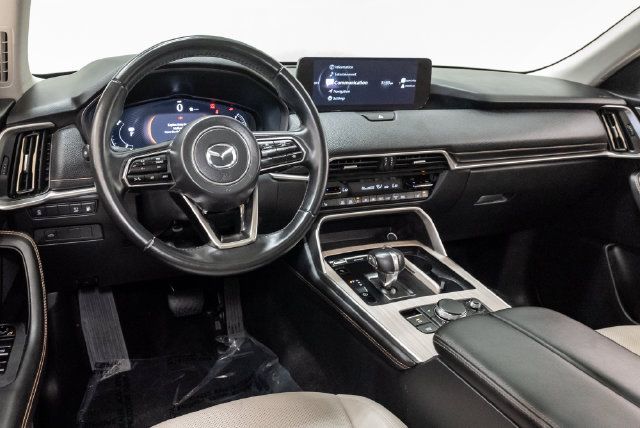 Used 2024 MAZDA CX-90 Plug-In Hybrid w/ Preferred AWD/4WD image 7