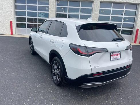 Used 2025 Honda HR-V EX-L image 5