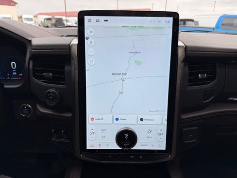 Used 2024 Ford Expedition Max King Ranch image 24